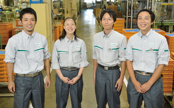 Departamento Ingeniería de Producción: Kohei Kurosaki , Reiko Tsukano , Yoshihiro Oka, Norikazu Yamaura